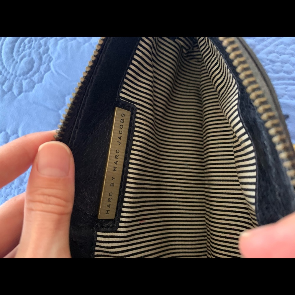 Purse - Picture 2 of 2